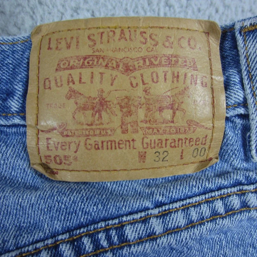 VTG Levis 505 Denim Shorts Mens 32 Blue Regular Fit Cut Off Raw Hem streetwear